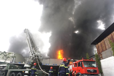 Cháy lớn trong Khu công nghiệp Đà Nẵng