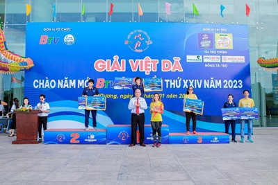 Hấp dẫn không khí tranh tài giải Việt dã chào năm mới BTV - Number 1