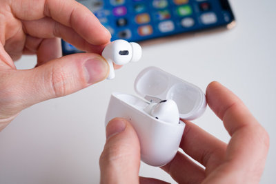 Sẽ có AirPods giá rẻ