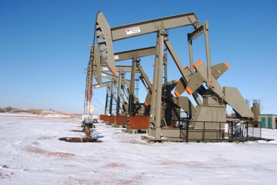 Giá xăng dầu ngày 4/1: IMF dự báo khó khăn đẩy dầu thô lao dốc