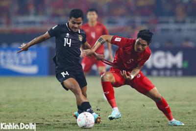 Cầu thủ nhập tịch Indonesia ăn vạ, cố ý gài bẫy Văn Hậu