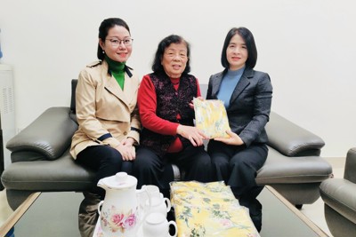 Lan tỏa chương trình “Áo dài cùng phụ nữ đón Tết” tại quận Hoàng Mai