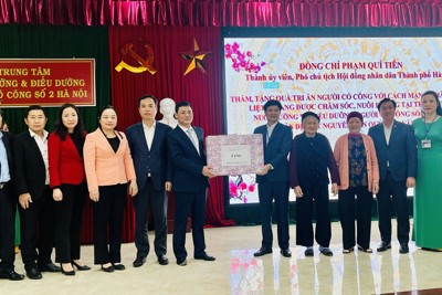 Phó Chủ tịch HĐND TP Phạm Quí Tiên thăm, tặng quà Tết tại huyện Ứng Hòa