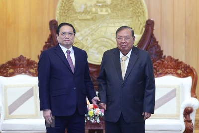 Thủ tướng Phạm Minh Chính thăm các nguyên lãnh đạo cấp cao Lào