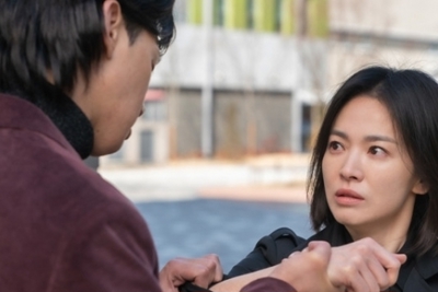 "Vinh quang trong thù hận" của Song Hye Kyo top 10 phim truyền hình toàn cầu