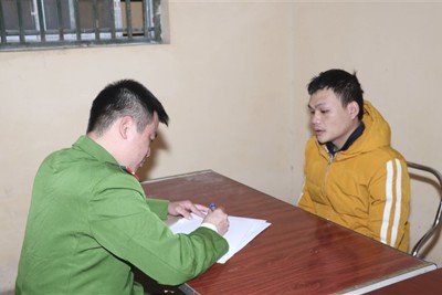Công an huyện Gia Lâm bắt giữ 2 vụ vận chuyển, tàng trữ pháo nổ