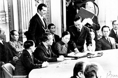 Hiệp định Paris sau 50 năm-pho sách quý báu về trường phái ngoại giao Việt Nam