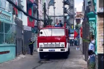 TP Hồ Chí Minh: Cháy nhà Mùng 2 Tết, khiến 2 xe máy bị cháy