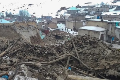 Iran: Động đất khiến hơn 300 người thương vong