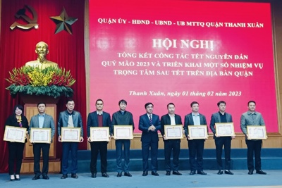 Quận Thanh Xuân: Khen thưởng 50 tập thể có thành tích dịp Tết Nguyên đán
