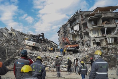 Số người tử vong trong  thảm họa động đất Trung Á có thể gấp đôi