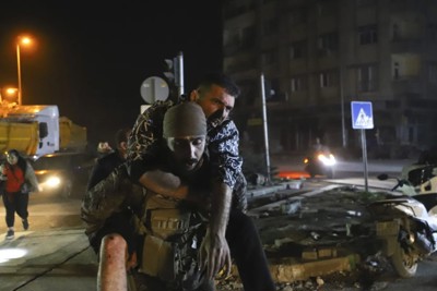 Tiếp tục động đất chết người ở Thổ Nhĩ Kỳ và Syria