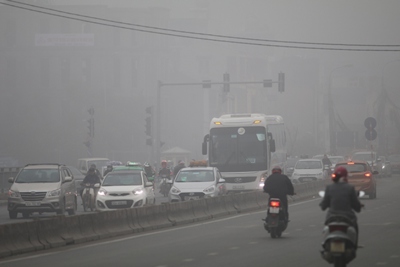 Hà Nội ô nhiễm không khí nghiêm trọng: Cần làm gì để bảo vệ sức khỏe?