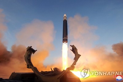 Ông Kim Jong-un chỉ rõ mục đích vụ phóng thử tên lửa đạn đạo Hwasong-17
