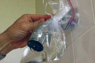 Loại bỏ cặn bẩn trên vòi nước vô cùng đơn giản, hiệu quả
