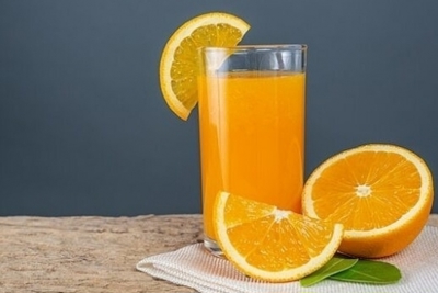 Những ai không nên uống nước cam hàng ngày?