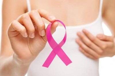 Triệu chứng dễ nhận biết ung thư vú ở phụ nữ