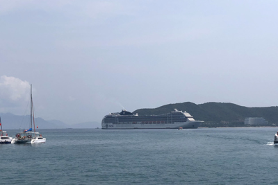 Khánh Hòa đón 5 tàu du lịch biển cao cấp trong 30 ngày qua