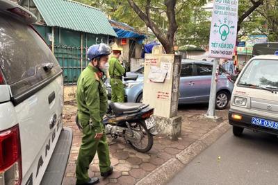 Giải bài toán điểm dừng, đỗ phương tiện