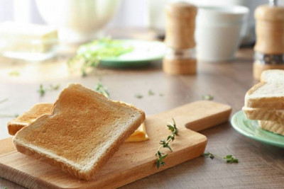 Ăn bánh mì hàng ngày gây tác hại cho sức khỏe như thế nào?