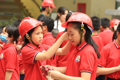Quận Ba Đình: Học sinh hào hứng với hoạt động ngoại khóa phòng cháy, chữa cháy