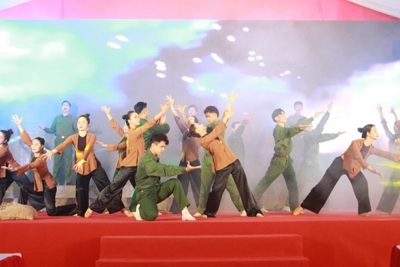 Hà Tĩnh: Tưởng niệm 55 năm ngày hy sinh của 53 liệt sĩ tại Cầu Nhe