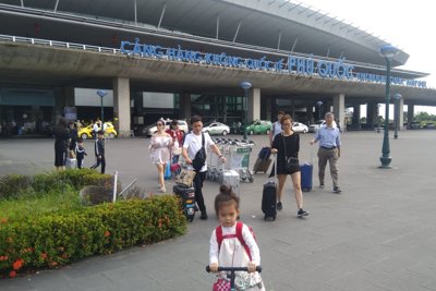 Phú Quốc: Hai người mang chất nổ vào sân bay bị an ninh phát hiện