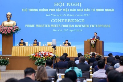 Thủ tướng Chính phủ gặp mặt các nhà đầu tư nước ngoài