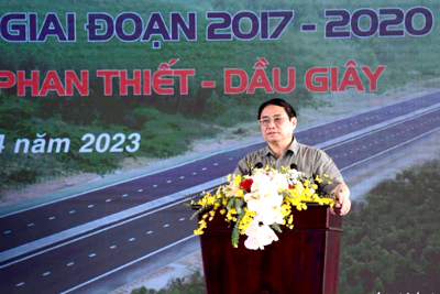 Thủ tướng Phạm Minh Chính: Trục vận tải Bắc Nam là xương sống của đất nước