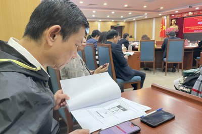 Hiệu quả bước đầu trong triển khai ''Sổ tay đảng viên điện tử'' tại Hà Nội