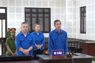 Cựu chủ tịch quận ở Đà Nẵng lãnh 7 năm tù về tội nhận hối lộ