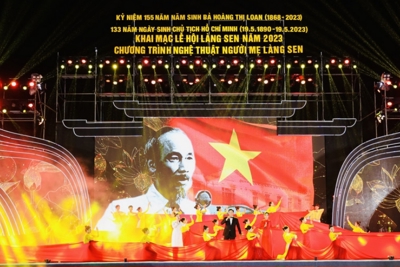 Nghệ An: Lắng đọng cảm xúc đêm khai mạc lễ hội Làng Sen 2023 
