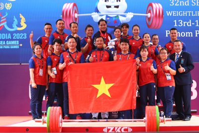 Kết quả SEA Games 32 ngày 16/5: Việt Nam cán đích vị trí dẫn đầu