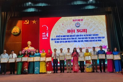 Sơn Tây trao giải cuộc thi học tập và làm theo Chủ tịch Hồ Chí Minh