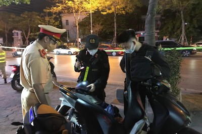 Hà Nội: Xử lý 746 trường hợp vi phạm Luật Giao thông đường bộ ngày 20/5