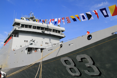 Cận cảnh tàu huấn luyện Hải quân Trung Quốc thăm Đà Nẵng
