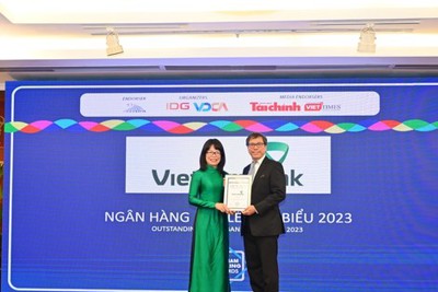 Vietcombank nhận giải thưởng quan trọng tại diễn đàn ngân hàng bán lẻ Việt Nam 2023
