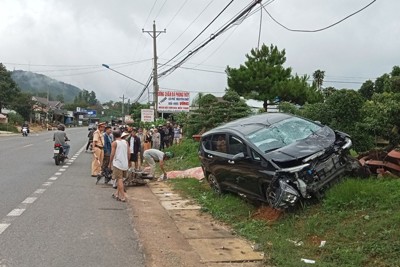 Tai nạn giao thông ngày 9/6/2023: 6 ô tô tông nhau trên cầu 