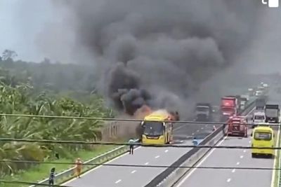 Tai nạn giao thông ngày 13/7/2023: Xe khách chở 36 người bốc cháy dữ dội