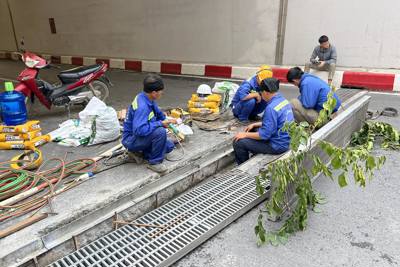 Đóng hầm chui Lê Văn Lương để sửa chữa định kỳ