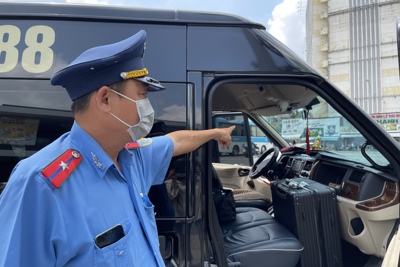 TP Hồ Chí Minh: Tăng cường kiểm tra, xử lý xe dù bến cóc