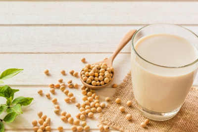 Những điều nhất định phải biết khi uống sữa đậu nành