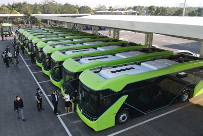 ​Thống nhất phương án mở tuyến buýt điện kết nối sân bay Nội Bài