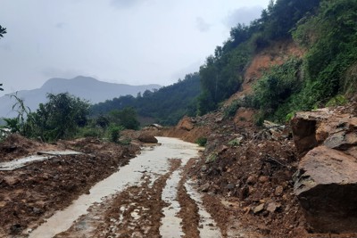 Công bố tình huống khẩn cấp thiên tai trên 5 tuyến quốc lộ qua Điện Biên