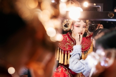 Đằng sau trang phục khổng lồ nhất ở Hoa hậu Hòa bình Việt Nam