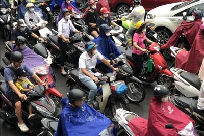 Hà Nội: Ngày đầu tuần, ùn tắc trên nhiều tuyến phố