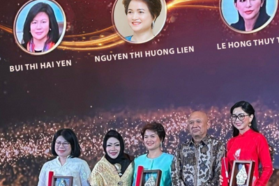 Tổng giám đốc Hanel Bùi Thị Hải Yến được ASEAN – AWEN AWARD 2023 vinh danh