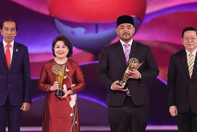 Tổng thống Indonesia trao Giải thưởng cho doanh nhân sáng lập AWEN Nguyễn Thị Tuyết Minh