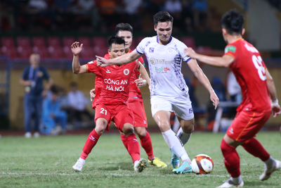 Trung vệ tuyển Việt Nam chia tay Hà Nội FC, gia nhập đội vô địch V-League