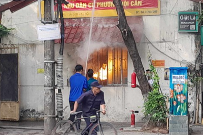 Nhanh chóng dập tắt đám cháy giả tại nhà dân ở Ba Đình